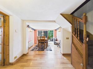Dining Room- click for photo gallery